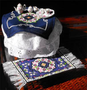 Miniature Table Topper & Rug / Xs And Ohs