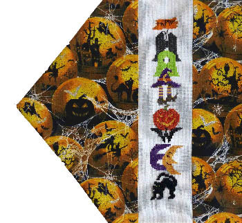 Seasonal Table Runners - Halloween / Stitchworks