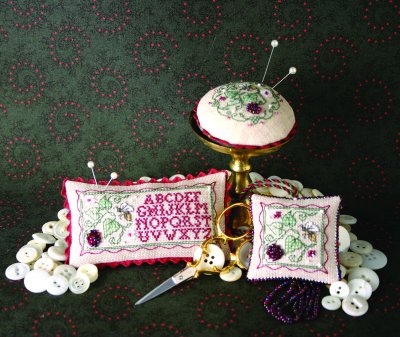 Blackberries & Bees Trio Needlework Accessories / Sweetheart Tree, The