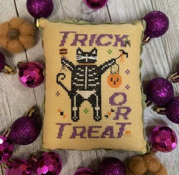 Scaredy Cat / Needle Bling Designs