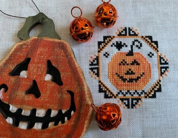 Quirky Quaker Jack-O-Lantern / Darling & Whimsy Designs