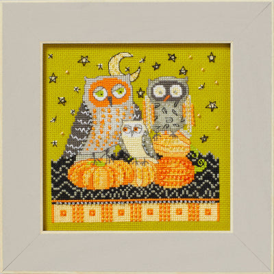 Autumn Owls (2024) / Mill Hill - Debbie Mumm Kits