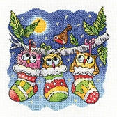 A Christmas Hoot - Birds of A Feather -  The Karen Carter Collection - HCK1587A / Heritage Crafts