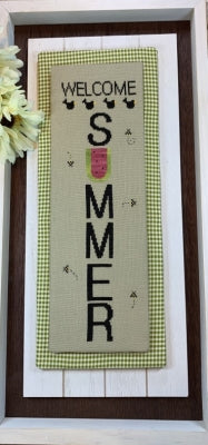 Wall Decor Series: Summer Buzz: Wall Decor Series / Needle Bling Designs