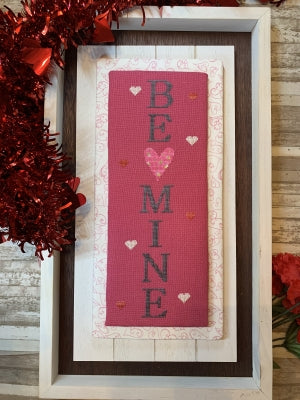 Wall Decor Series: Be Mine: Wall Decor Series / Needle Bling Designs