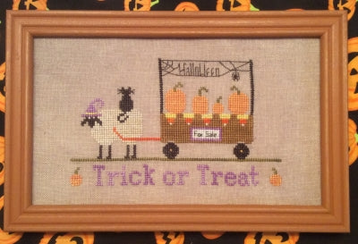 The Sheep Peddler Series: Trick or Treat (2 of 4) / Needle Bling Designs