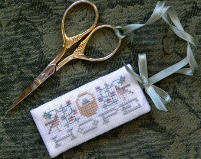 Hope Scissors Tag / Drawn Thread, The