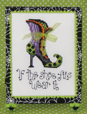 Witch's Shoe / Sue Hillis Designs