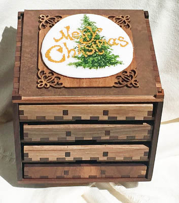 Boxed Treasures - Christmas / Keslyn's