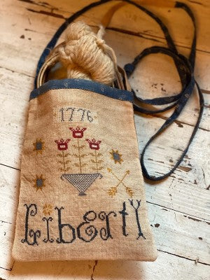 Liberty Sewing Pouch / Stacy Nash Primitives