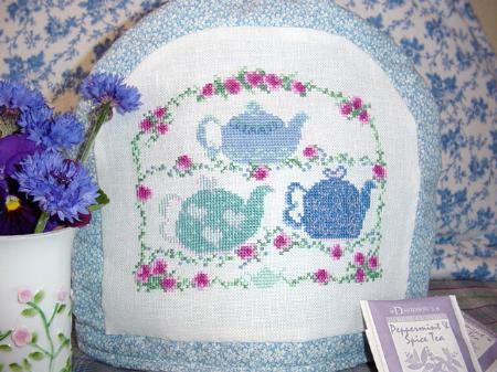 Teapots in Blue / Country Garden Stitchery