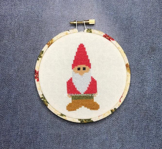 Magnificent Minis - Autumn Gnome / Stitchnmomma