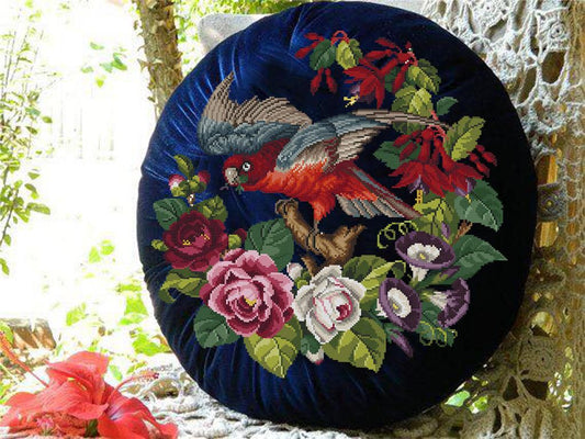 Antique Floral Parrot-E / Antique Needlework Design