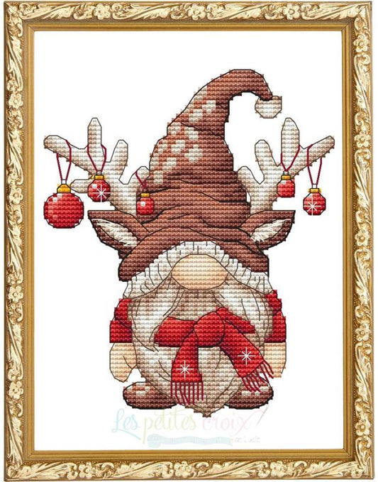 Christmas Gnome Reindeer / Les Petites Croix De Lucie