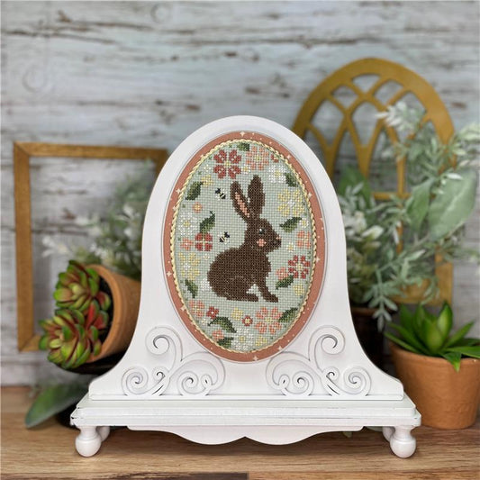Spring Bunny / Erin Elizabeth Designs