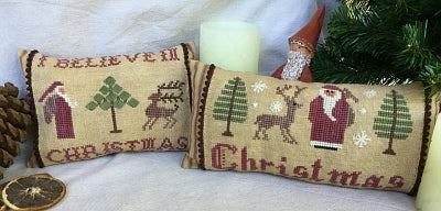 Christmas Pillows 1: Christmas & I Believe / Mani di Donna