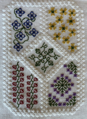 Summer Garden - Garden Series (3/3) / Terri Bay Needlework Designs