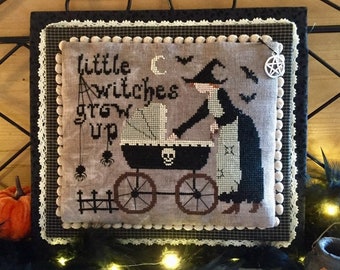 Little Witches Grow Up / Rovaris
